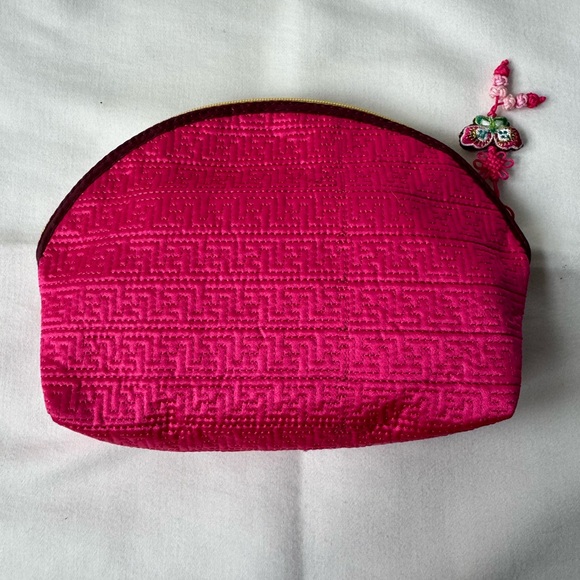 Quilted Cloth Makeup Bag - Picture 2 of 5